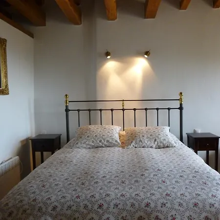 منزل ريفي Theoreio House