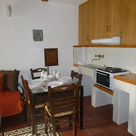 Theoreio House منزل ريفي *